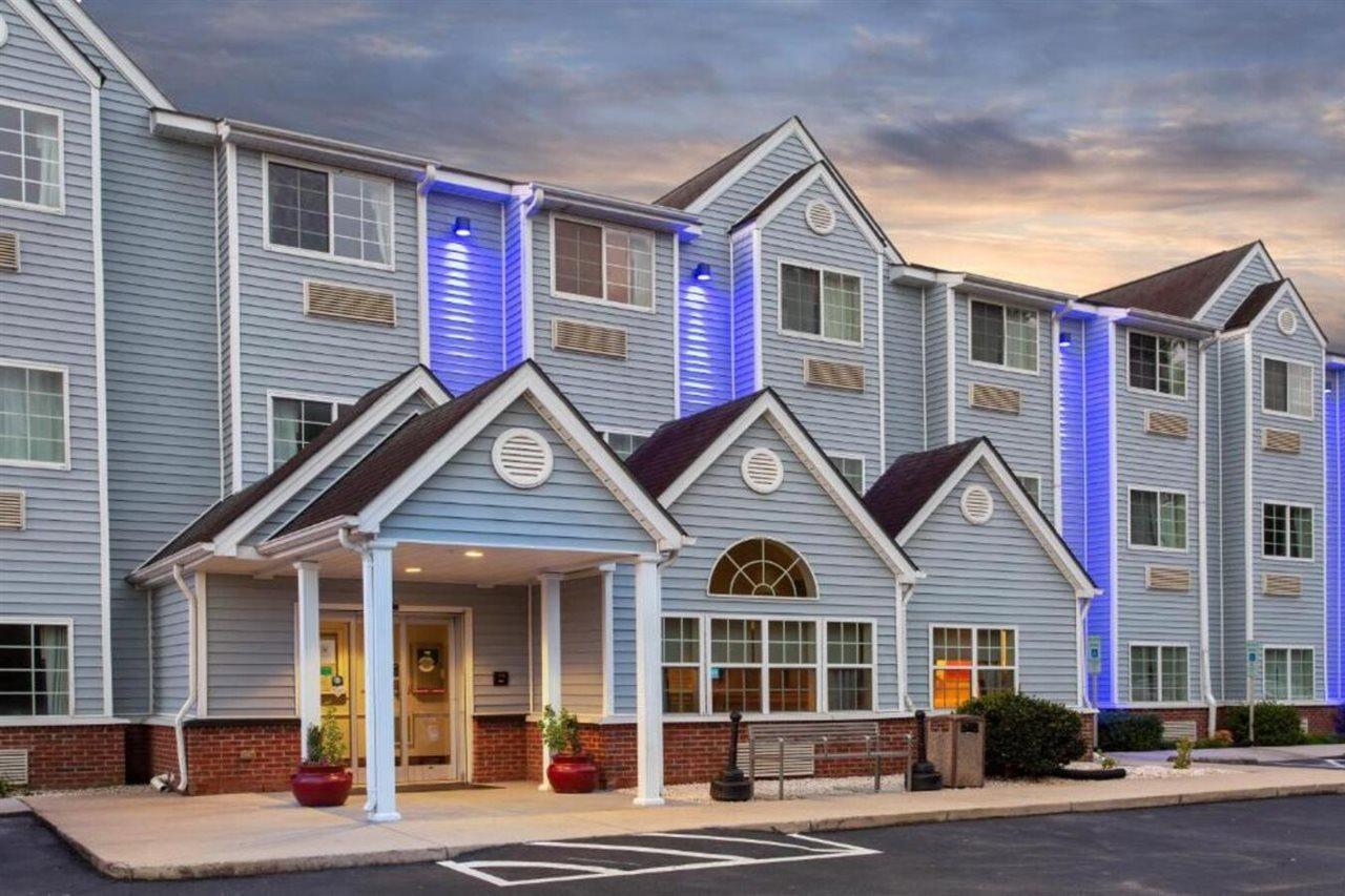 Microtel Inn & Suites By Wyndham Lillington/Campbell University Екстер'єр фото